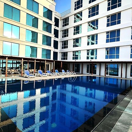 Sur Grand Hotel Bagian luar foto