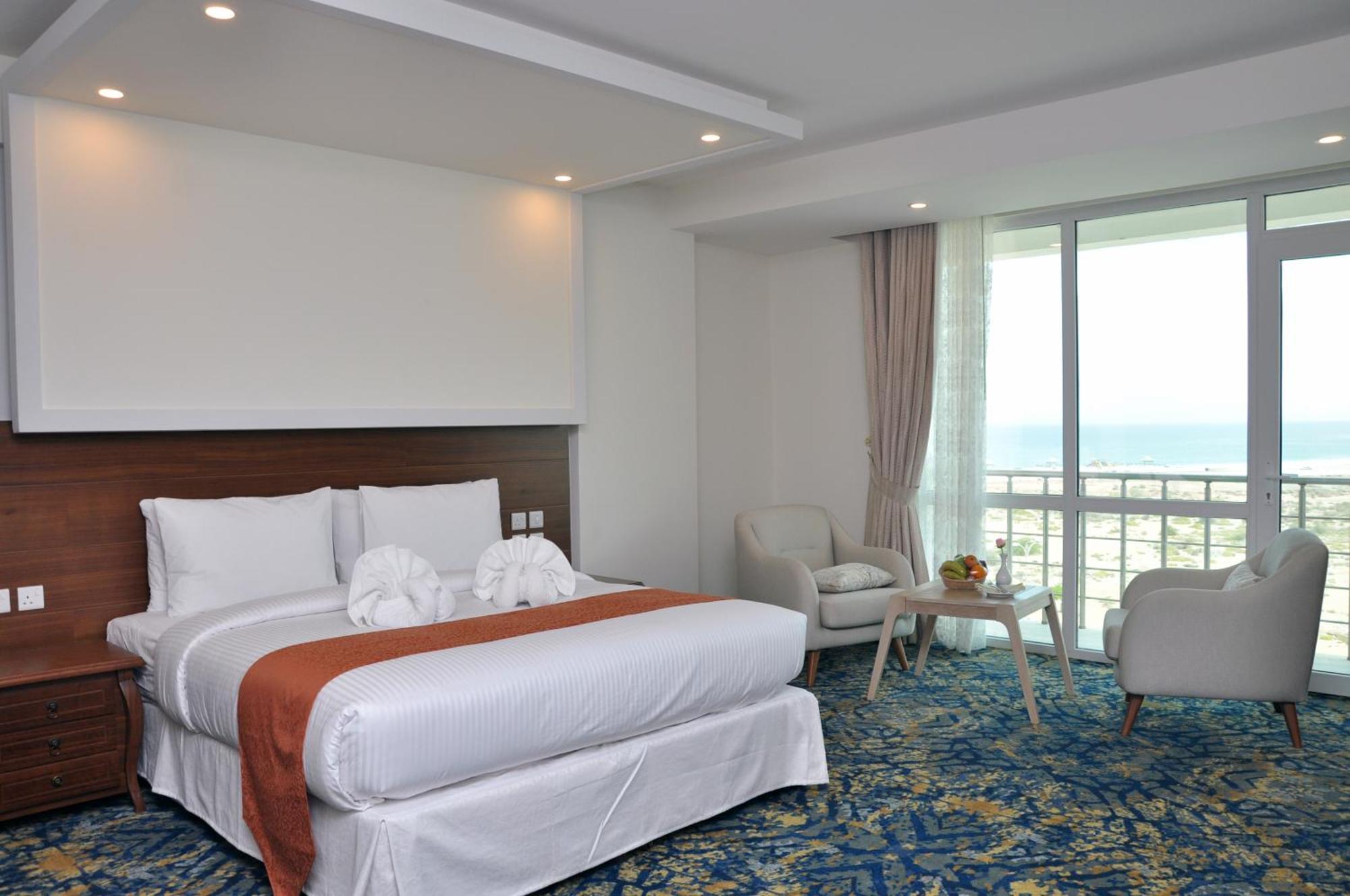 Sur Grand Hotel Bagian luar foto
