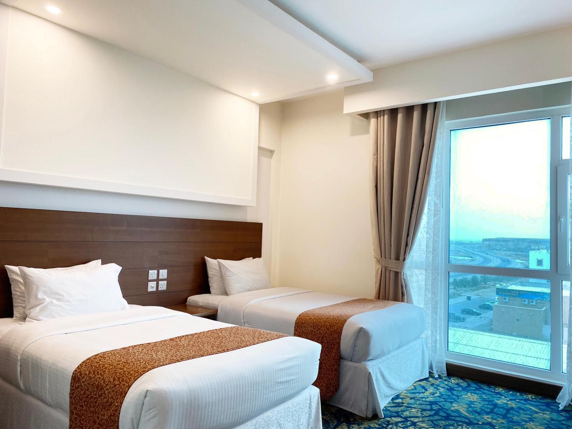 Sur Grand Hotel Bagian luar foto