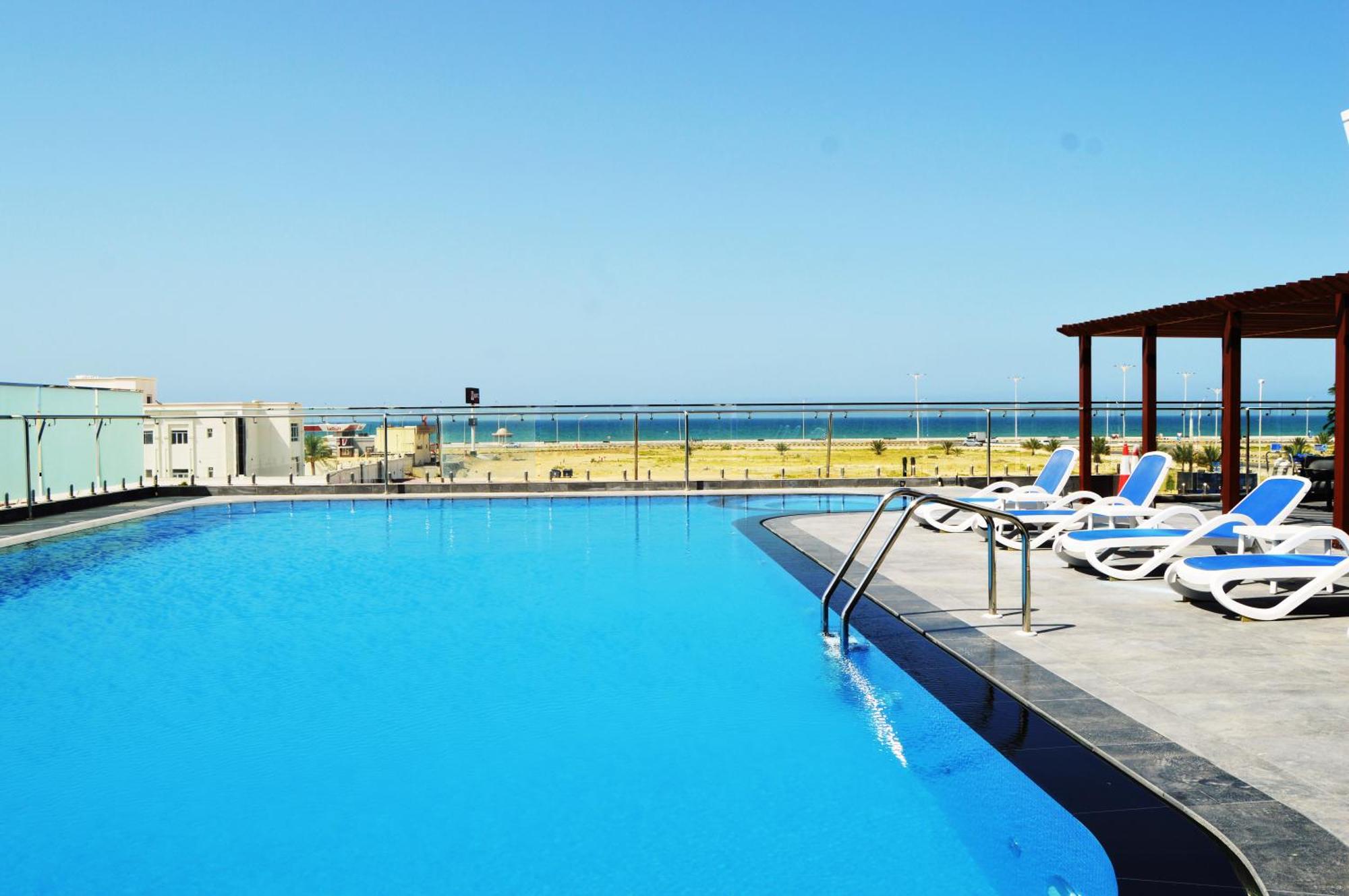 Sur Grand Hotel Bagian luar foto
