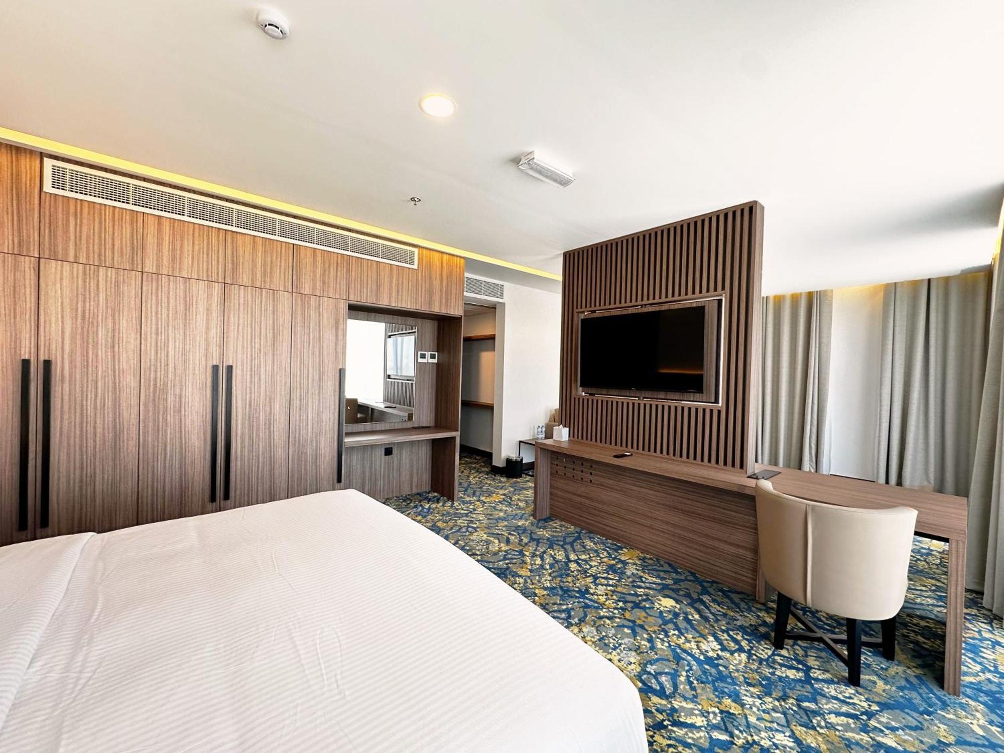 Sur Grand Hotel Bagian luar foto