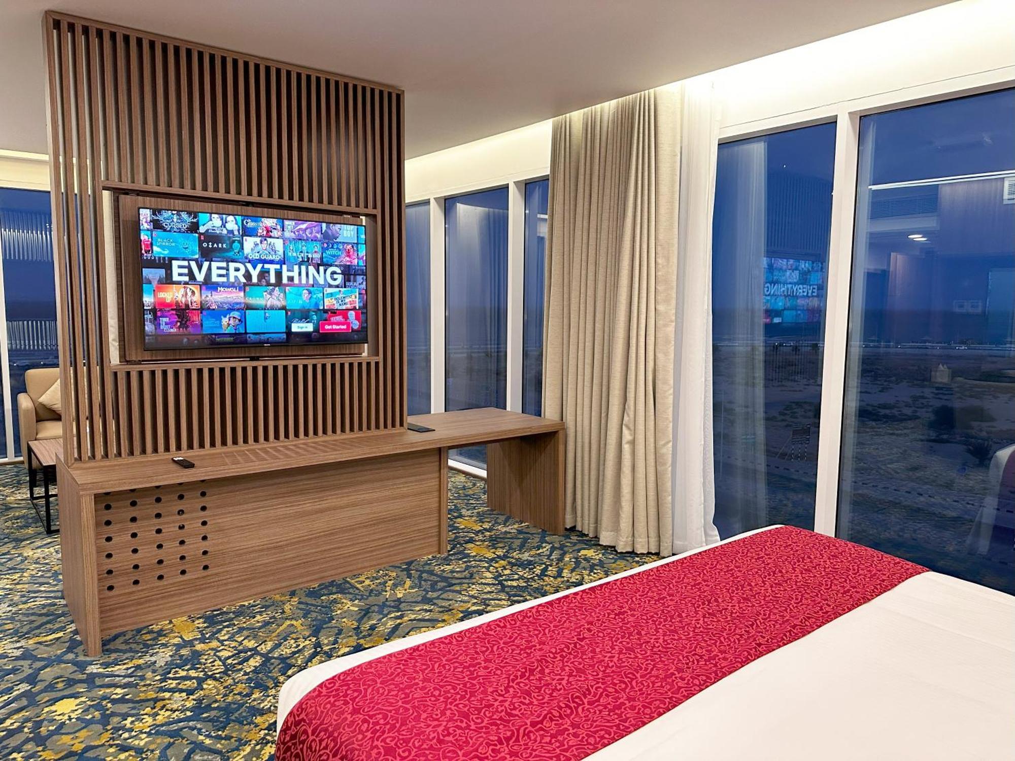 Sur Grand Hotel Bagian luar foto