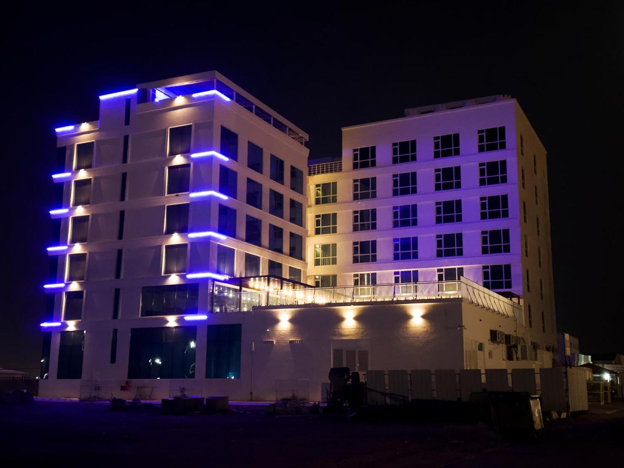 Sur Grand Hotel Bagian luar foto