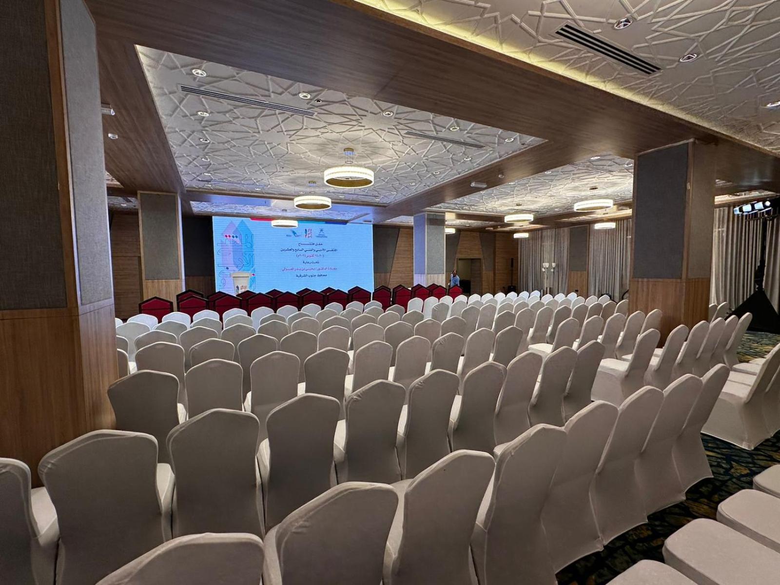 Sur Grand Hotel Bagian luar foto