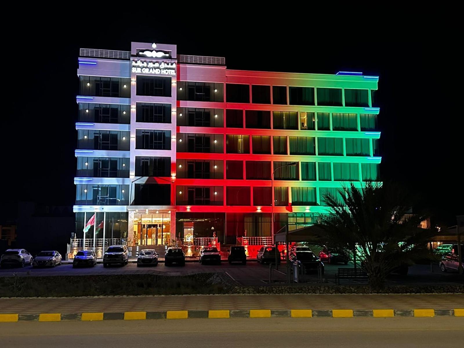 Sur Grand Hotel Bagian luar foto