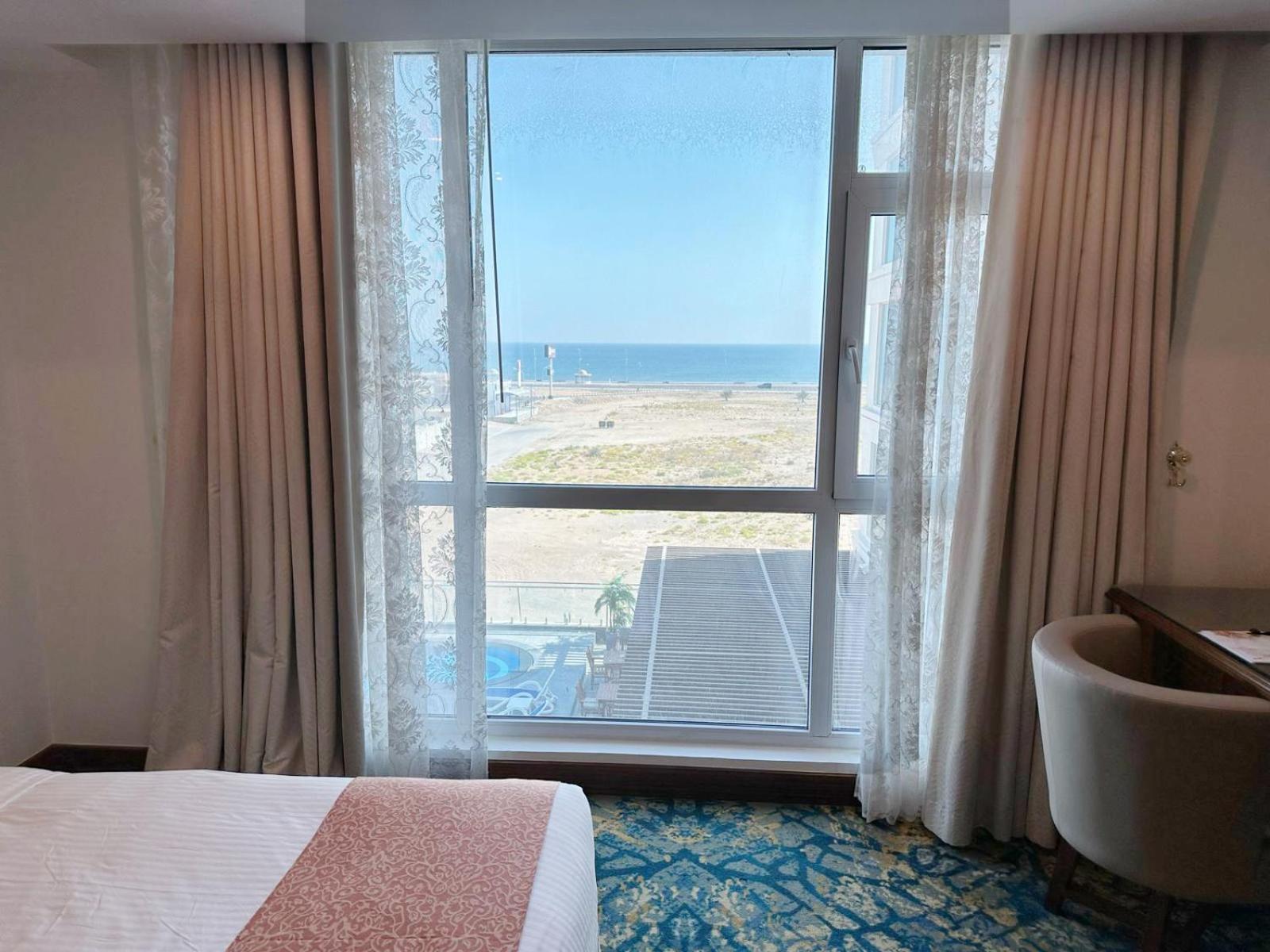 Sur Grand Hotel Bagian luar foto